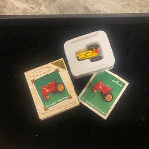 Hallmark rare 2002 Antique repaint tractor,exclusive register to win ornament